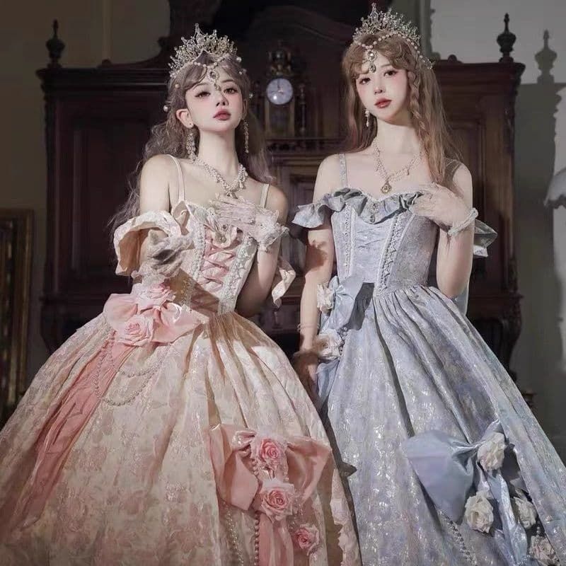 上品なブルーグレーが美しいフランス貴族風ガーデンドレス コスプレ WWW_TRAVELLANDINDIA_COM