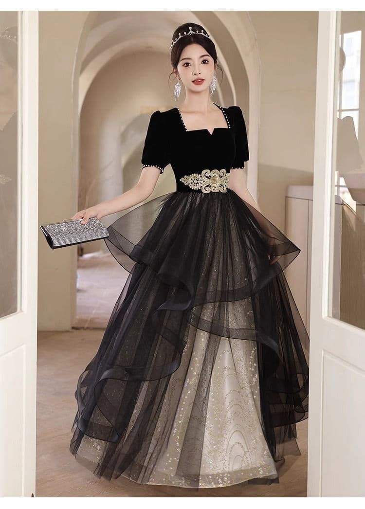 シックなブラックレースのロングドレス パーティードレス