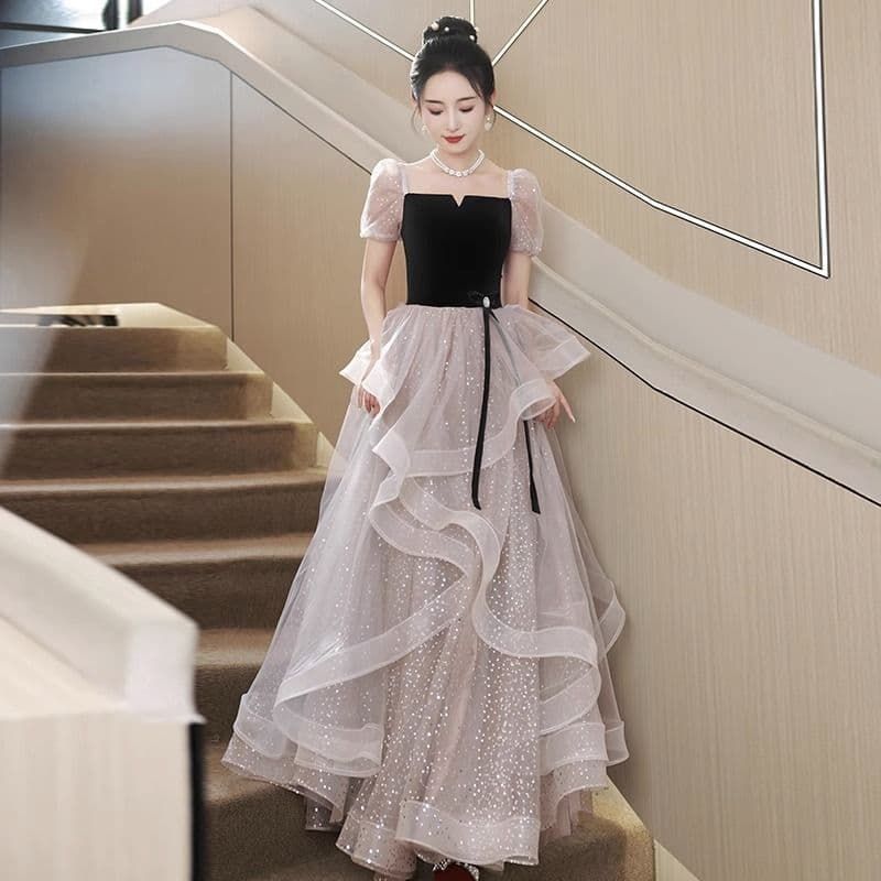 華やかラメとフリルレースのパーティードレス 前撮り ホワイト