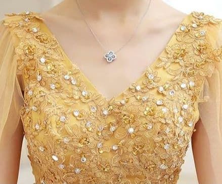 レースケープイエロードレス