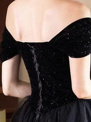 オフショルダー