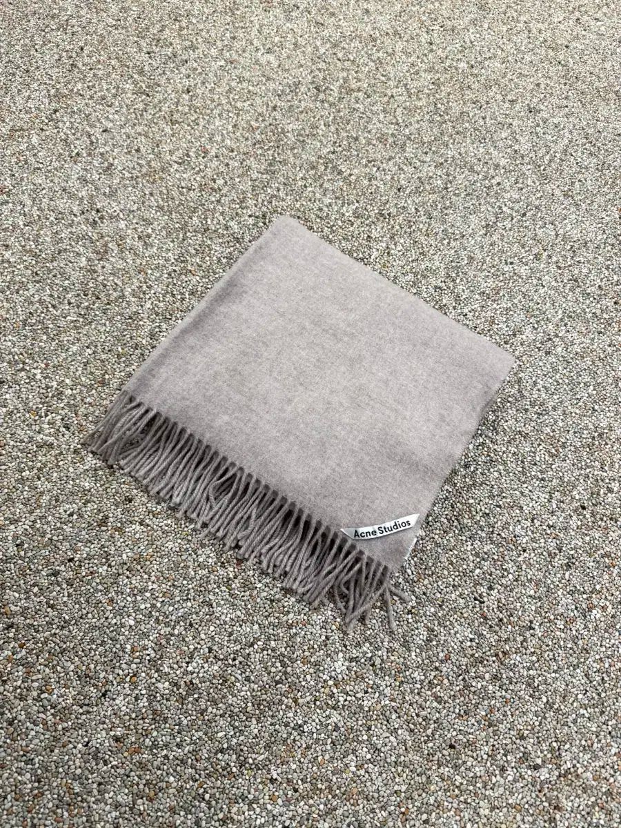 Acne Studios アクネストゥディオズ ウール マフラー