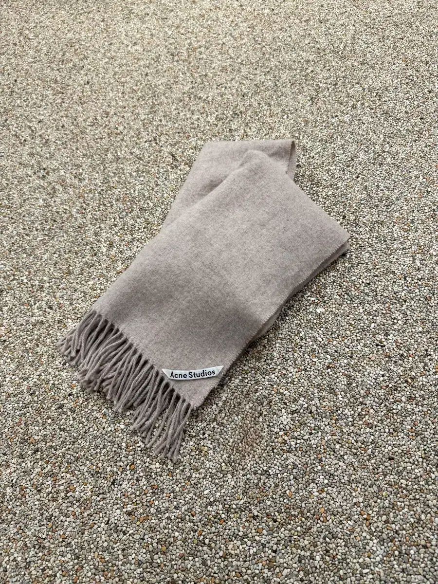 Acne Studios アクネストゥディオズ ウール マフラー