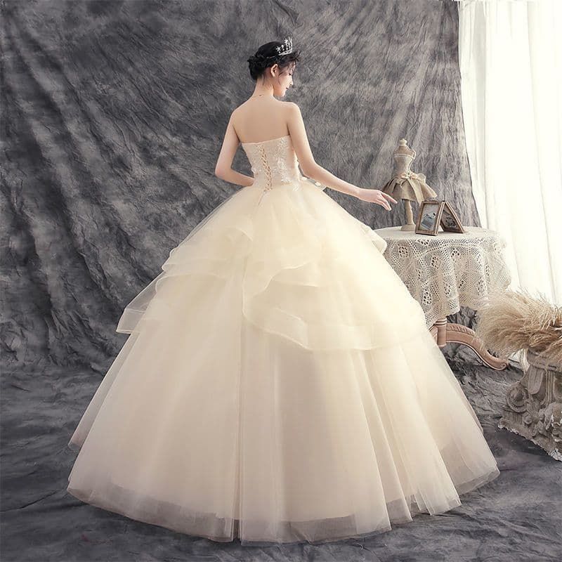 ボリュームチュールウェディングドレス