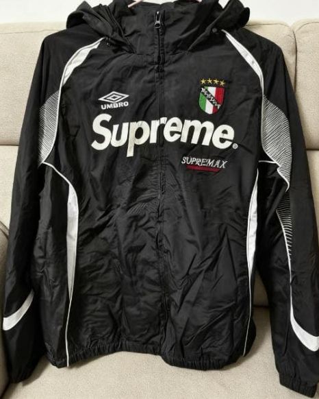 Supreme × Umbro コラボ メンズ ジャケット ブラック - メルカリ