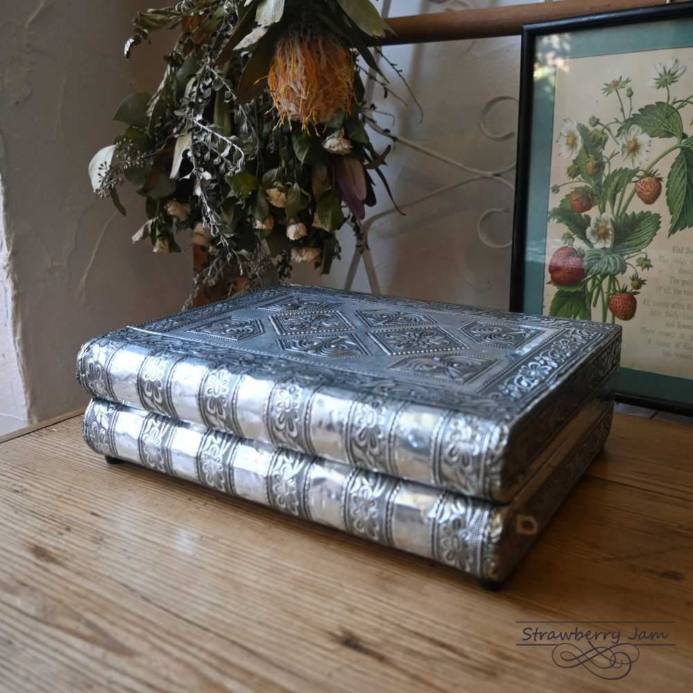 L3710-229 英国ヴィンテージ ケース ケース ジュエリーボックス 小物入れ ジュエリーケース シルバープレート イギリス