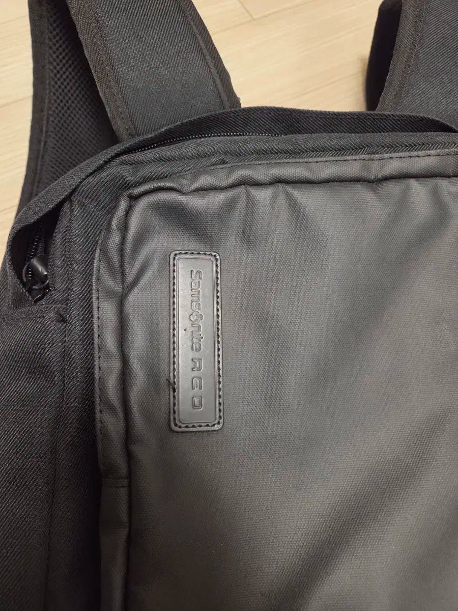 Samsonite サムソナイト RED ブラック バックパック