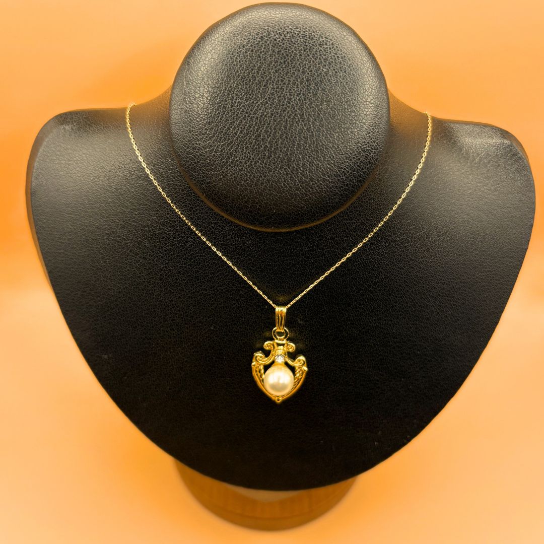 18Kゴールド 小豆チェーンネックレス 白石トップ付き Au750 K18