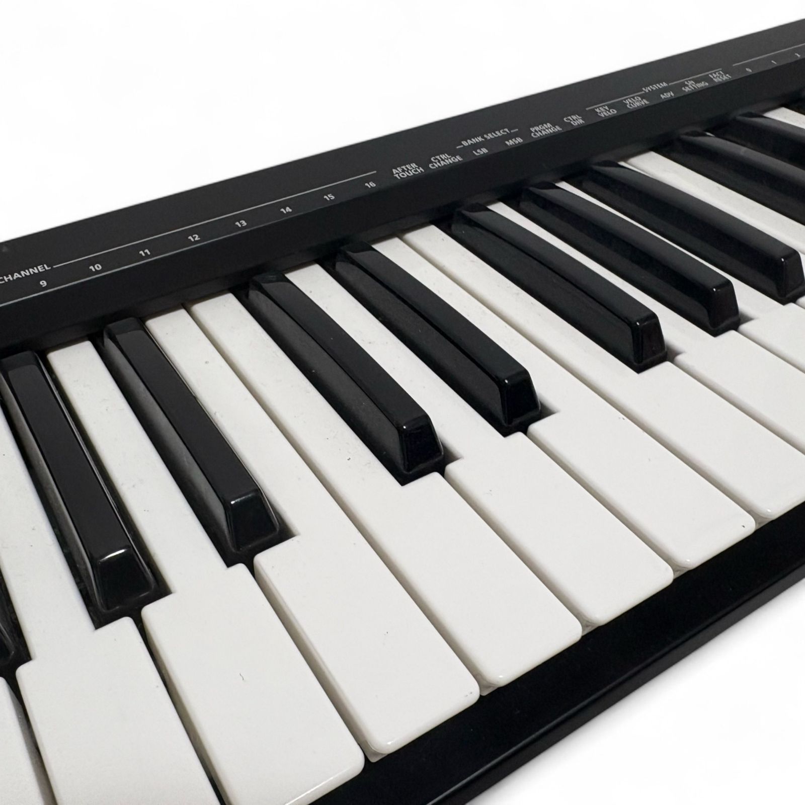  ローランド Roland MIDIキーボードコントローラー A 49 ブラック 49鍵 シンセ鍵盤 2000 2763 その他 シンセサイザー