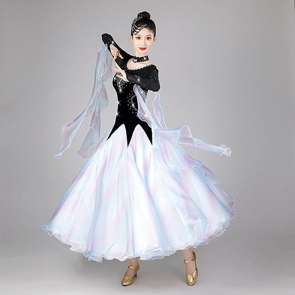 社交ダンス ダンスウエア