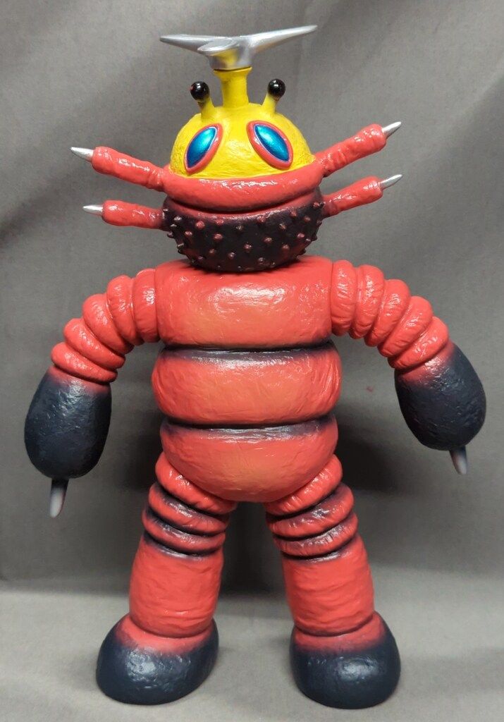 メディコム・トイ 東映レトロソフビコレクション 人造人間キカイダー アカクマバチ メディコム・トイ 東映レトロソフビコレクション 人造人間キカイダー