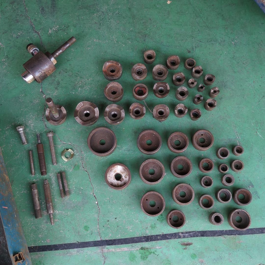 油圧パンチャー パンチ コマ 大量セット ブランド不明