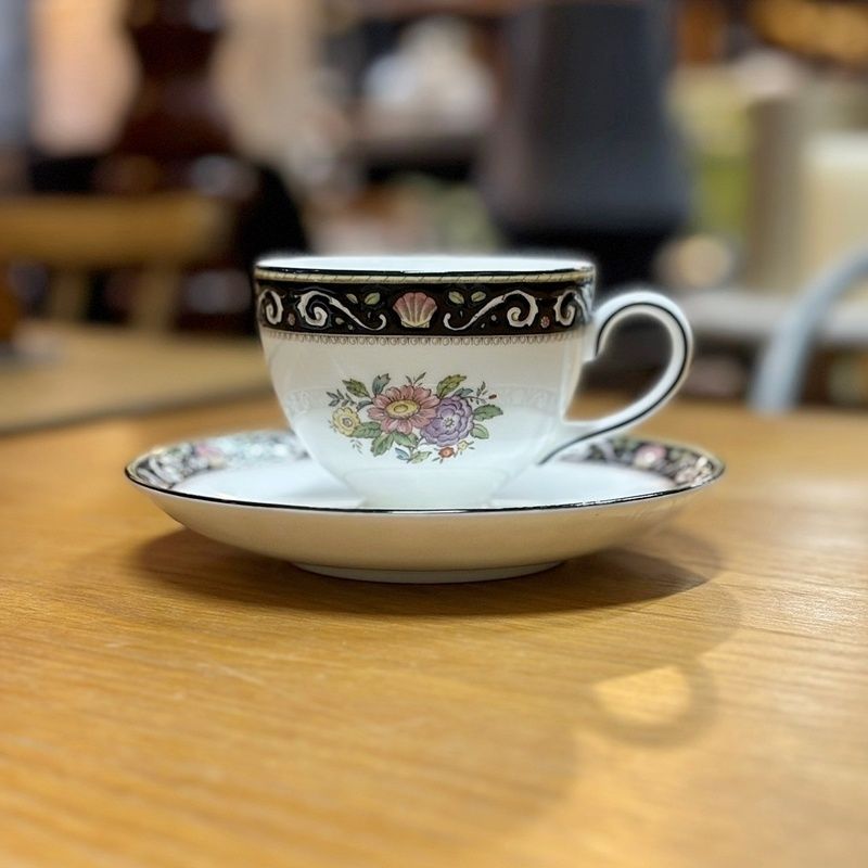 美品 廃番 ウェッジウッドラニーミード ディナーセットコーヒーセット付30ピース 美品 廃番 ウェッジウッドラニーミード ディナーセットコーヒーセット