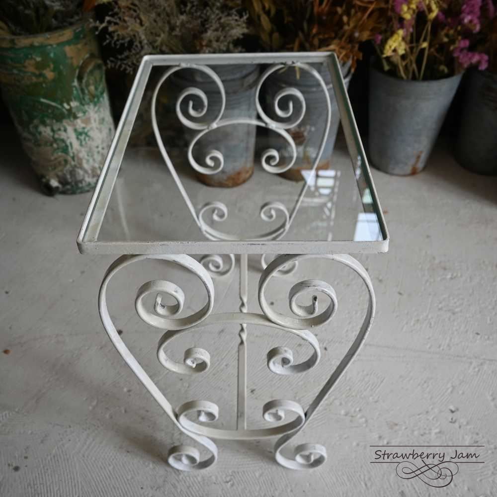 IFU-411 英国アンティーク