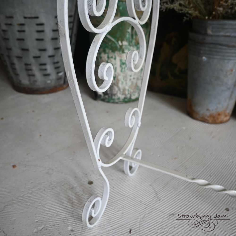 コーヒーテーブル