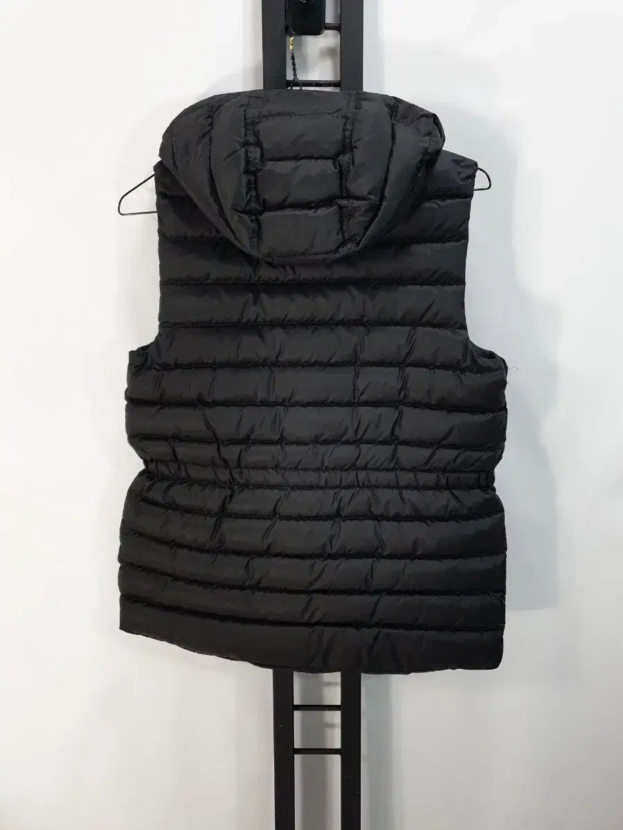 バーバリー ダウンベスト ブラック 14 y