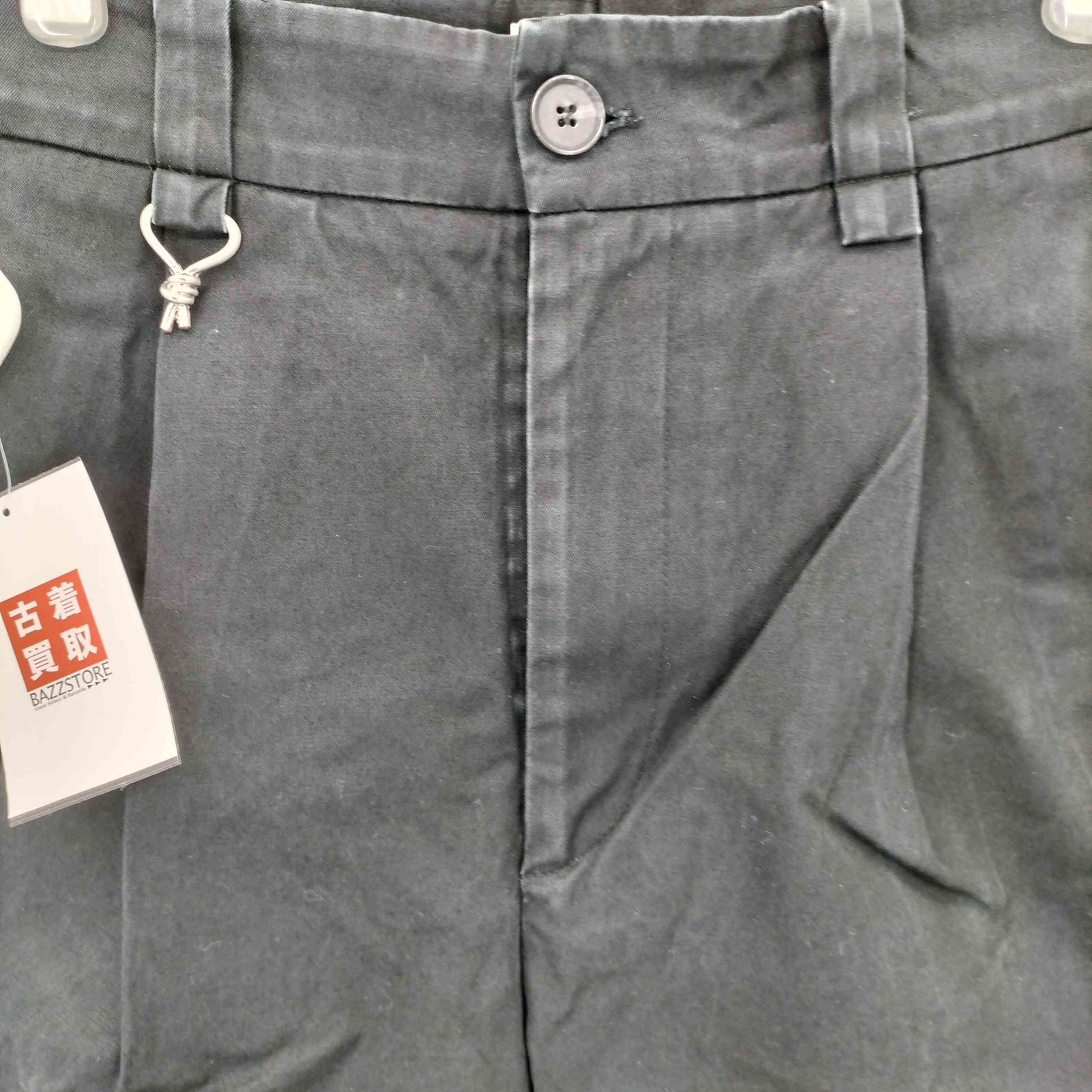 ワイドシルエット タックデザイン