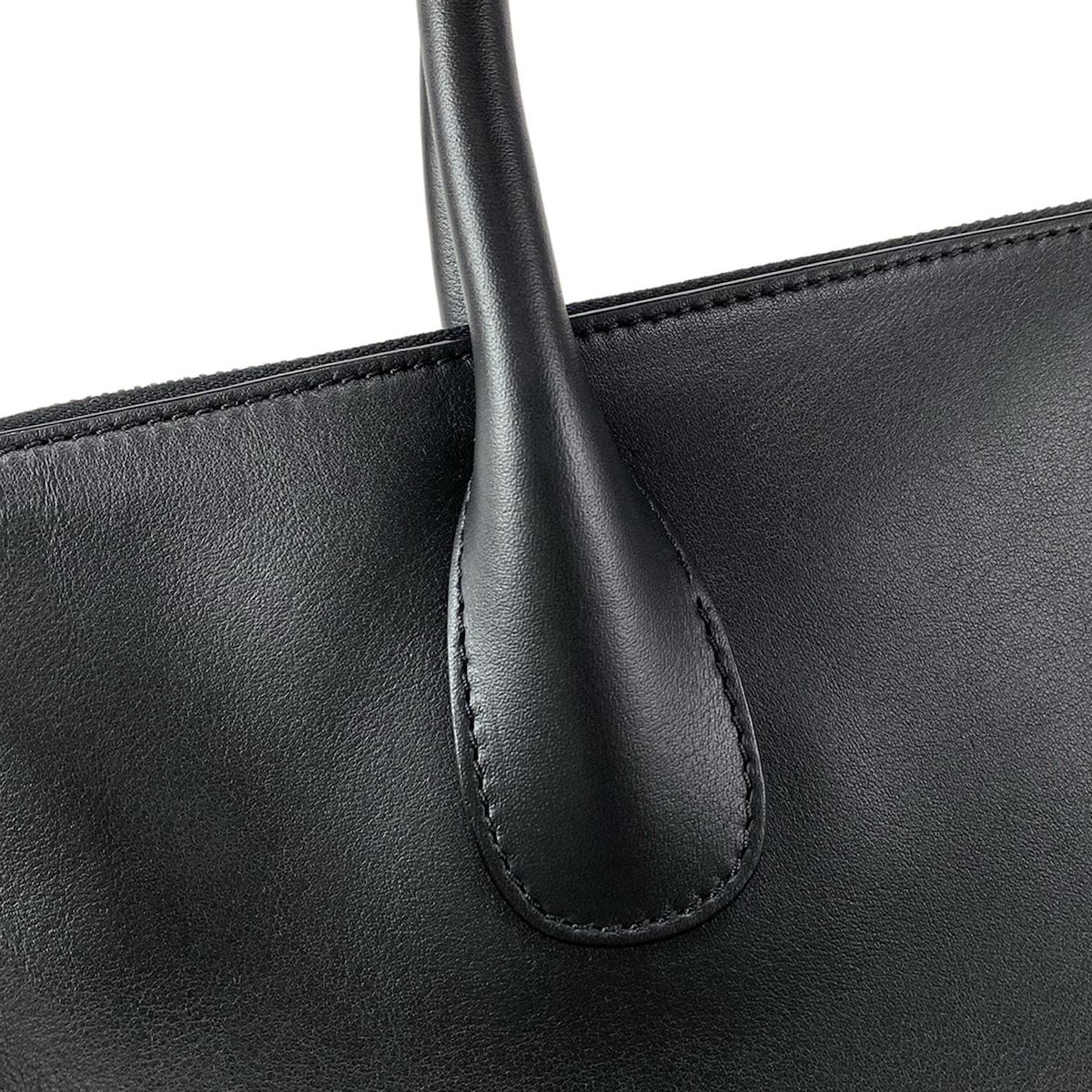 ヴァレクストラ ビジネスバッグ