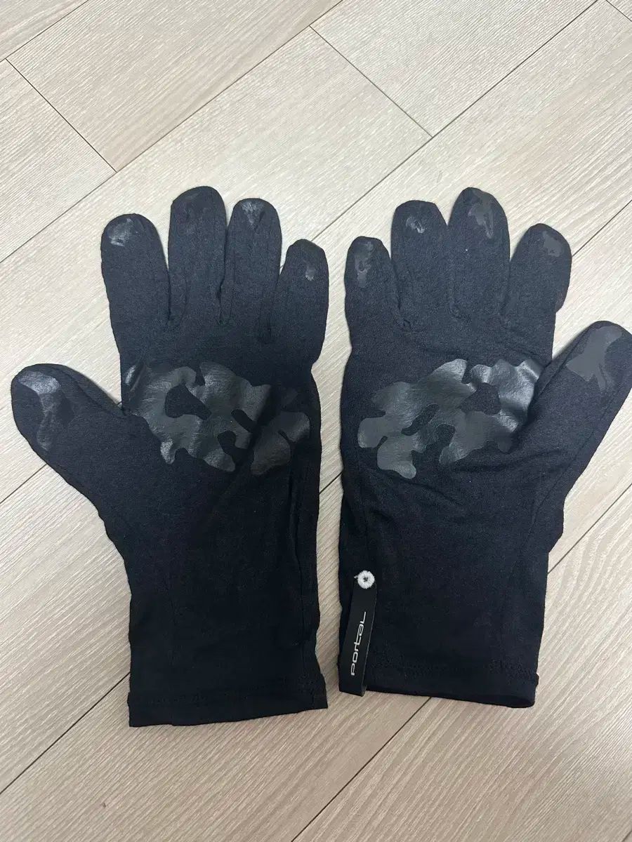 S portal ドリフト メリノ グローブ Black