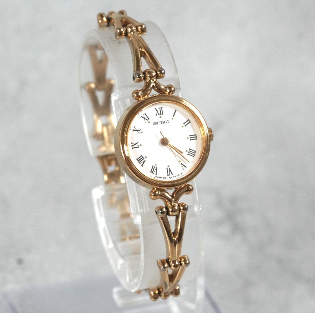 電池交換済 SEIKO セイコー 2P21-0190 QUARTZ ブレスレット ウォッチ ローマン ラウンド ヴィンテージ antique LADIES 腕時計 稼働品 ゴールド ホワイト