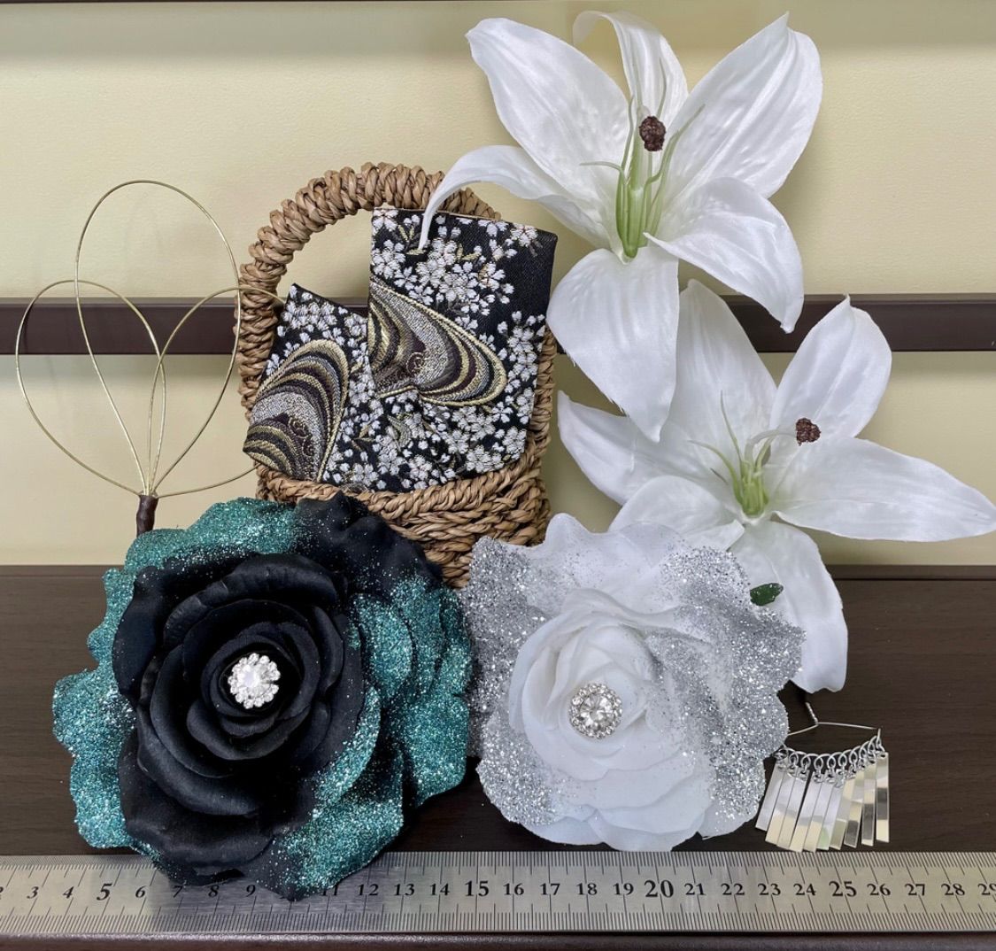 エメラルド 和装髪飾り 振袖髪飾り 成人式髪飾り 色打掛髪飾り 結婚式髪飾り 着物髪飾り 袴髪飾り 卒業式髪飾り イベント