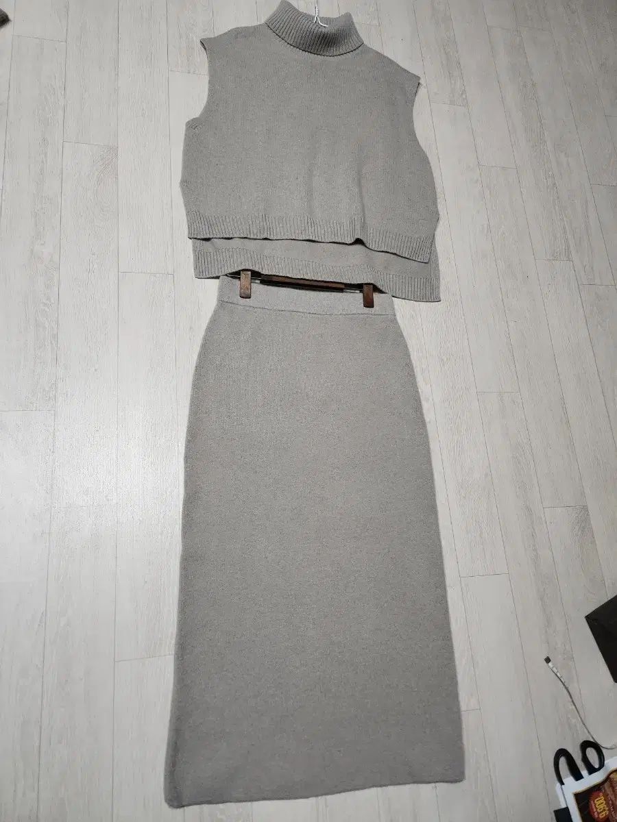 バレンシアニット ベスト スカート セットアップ セット