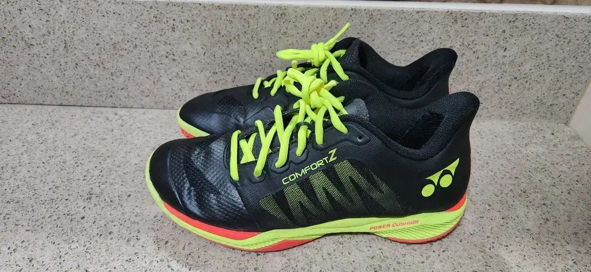バドミントンシューズ ブラック