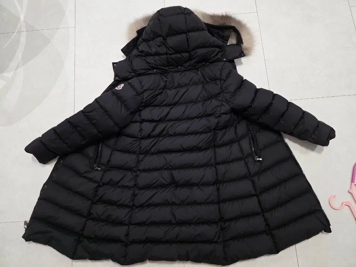 モンクレール キッズ ベル 女の子 ダウン 10Y