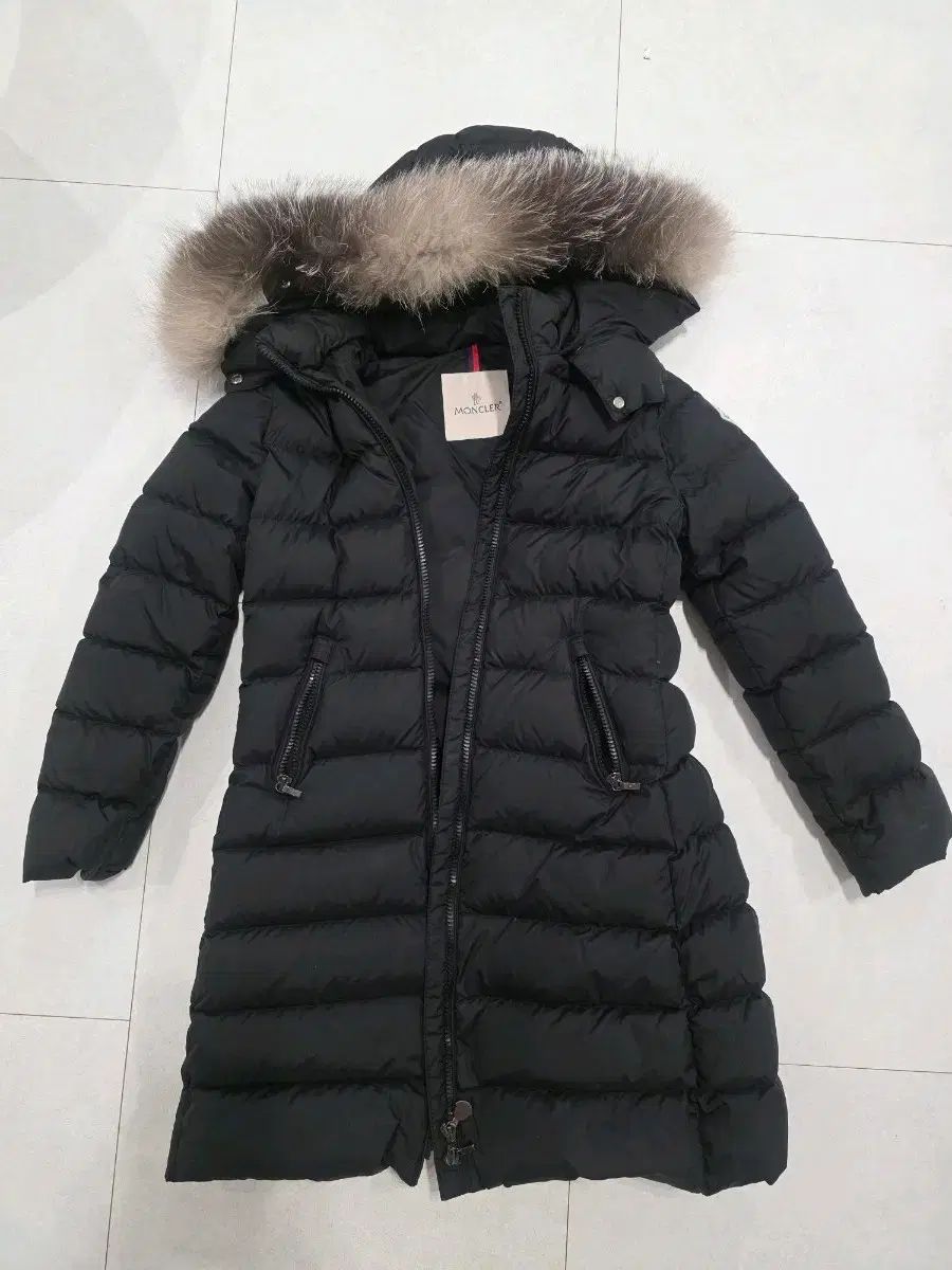 モンクレール キッズ ベル 女の子 ダウン 10Y