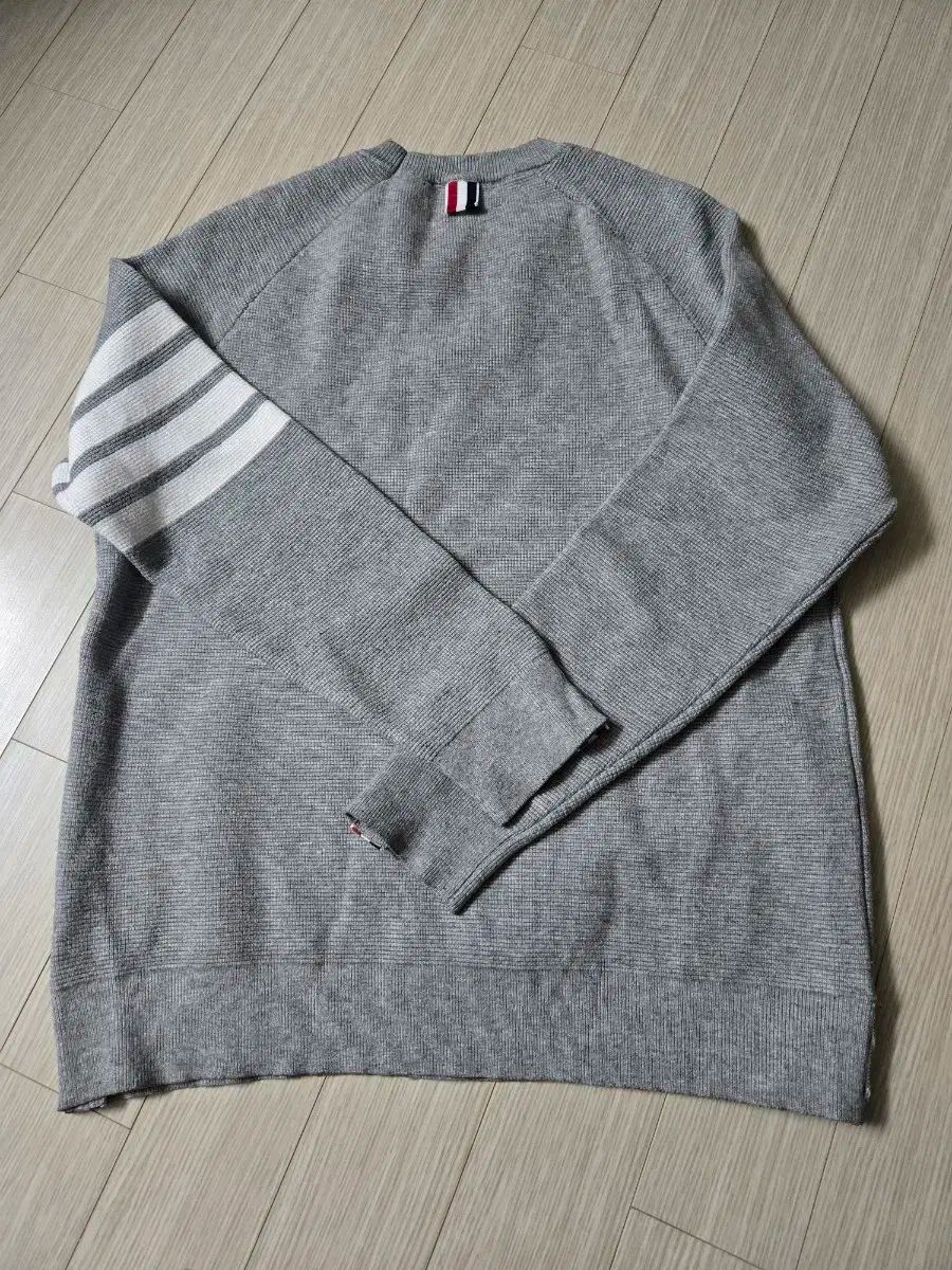 トム ブラウン グレー 4線 ニットセーター