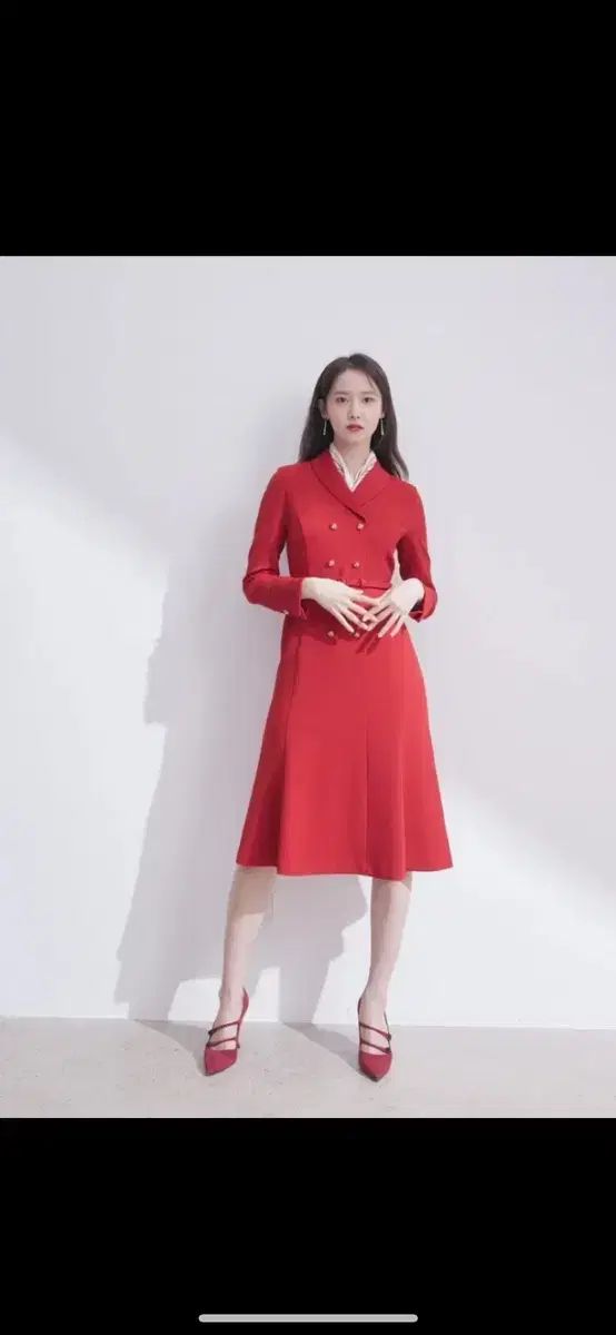 ジゴット ユナ YOONA レッド ONE PIECE 55サイズ ベルトあり