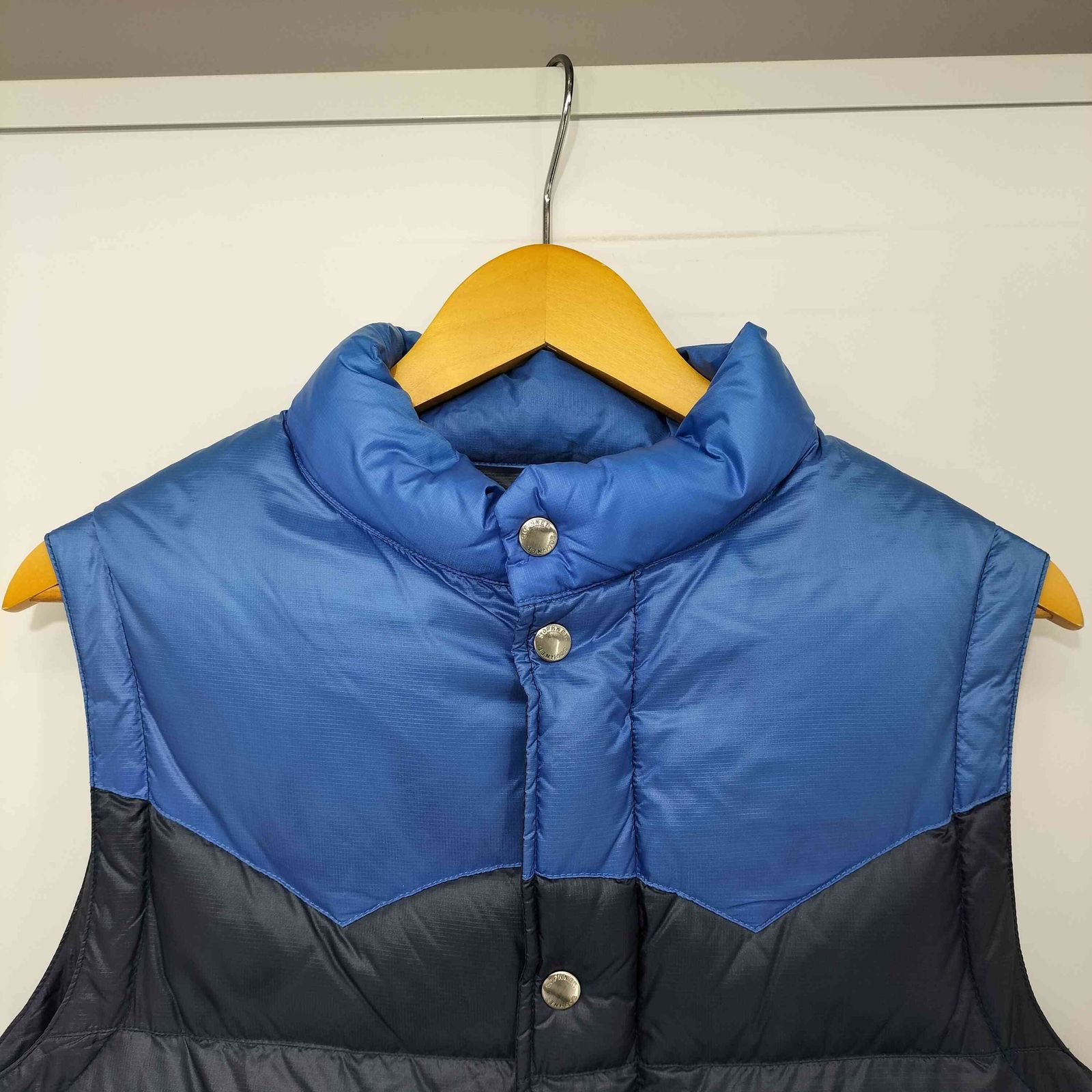 ソフネット SOPHNET. バイカラーダウンベスト メンズ JPN：S - メルカリ