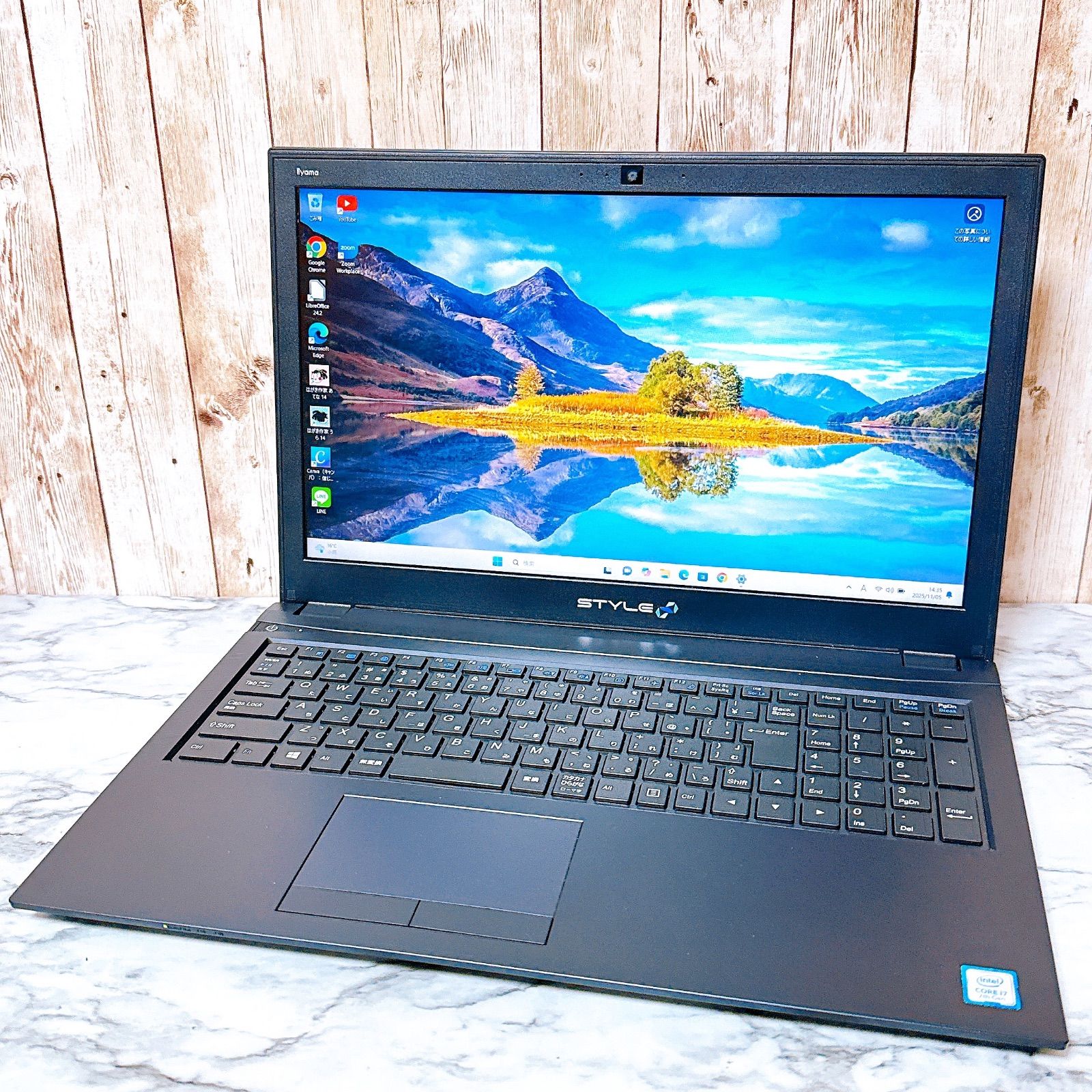 高性能i7|爆速SSD＆メモリ8GB カメラ付き すぐ使えるパソコンPC