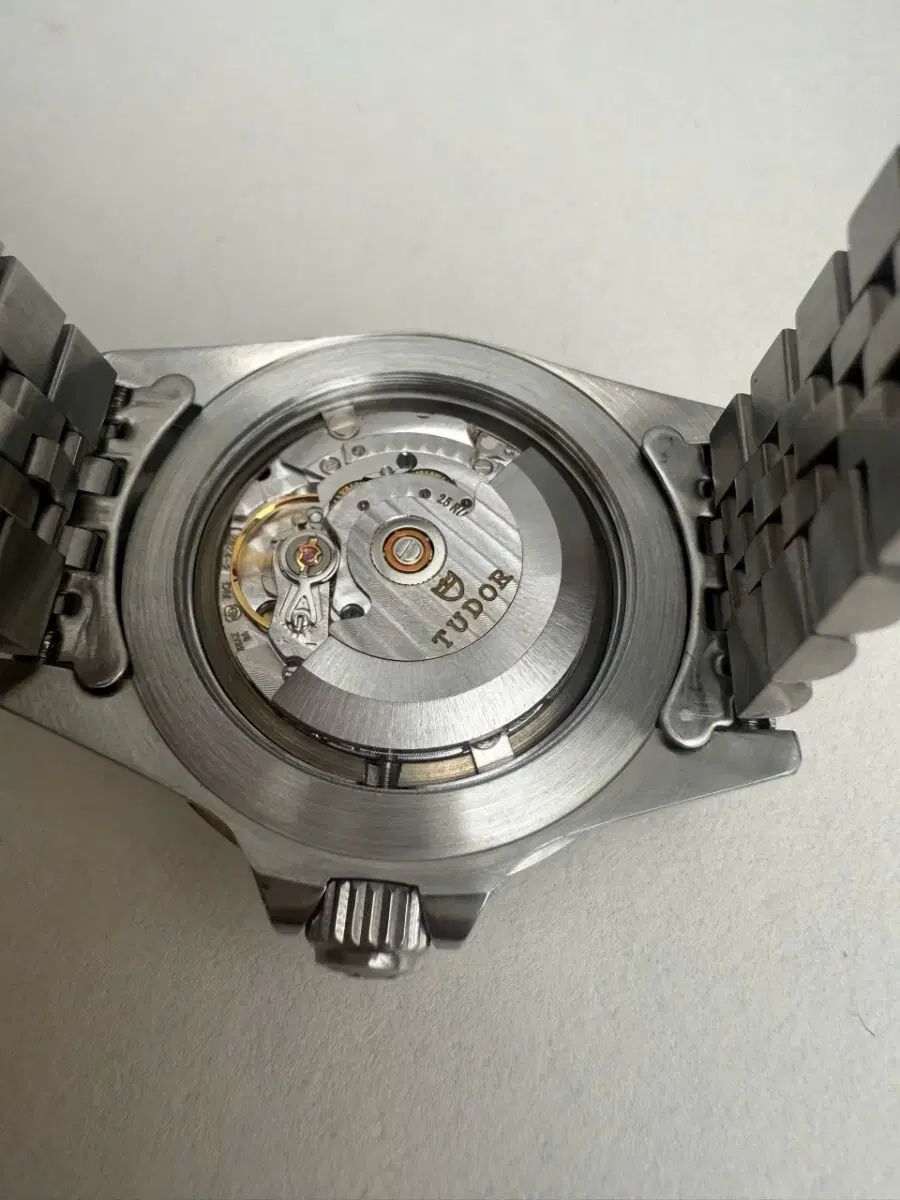 チューダー サブマリーナー