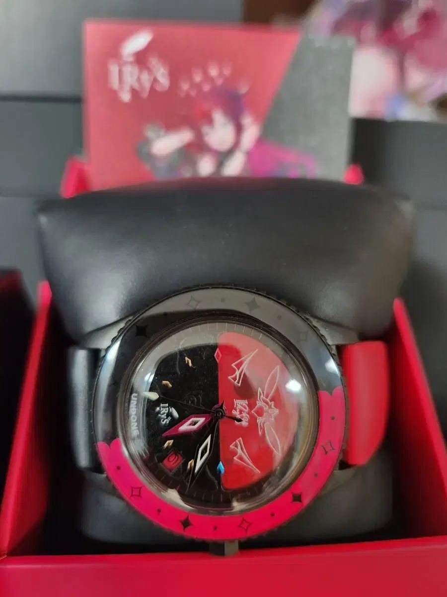 UNDONE hololive ホロライブ アイリス 時計 コラボ ボックス