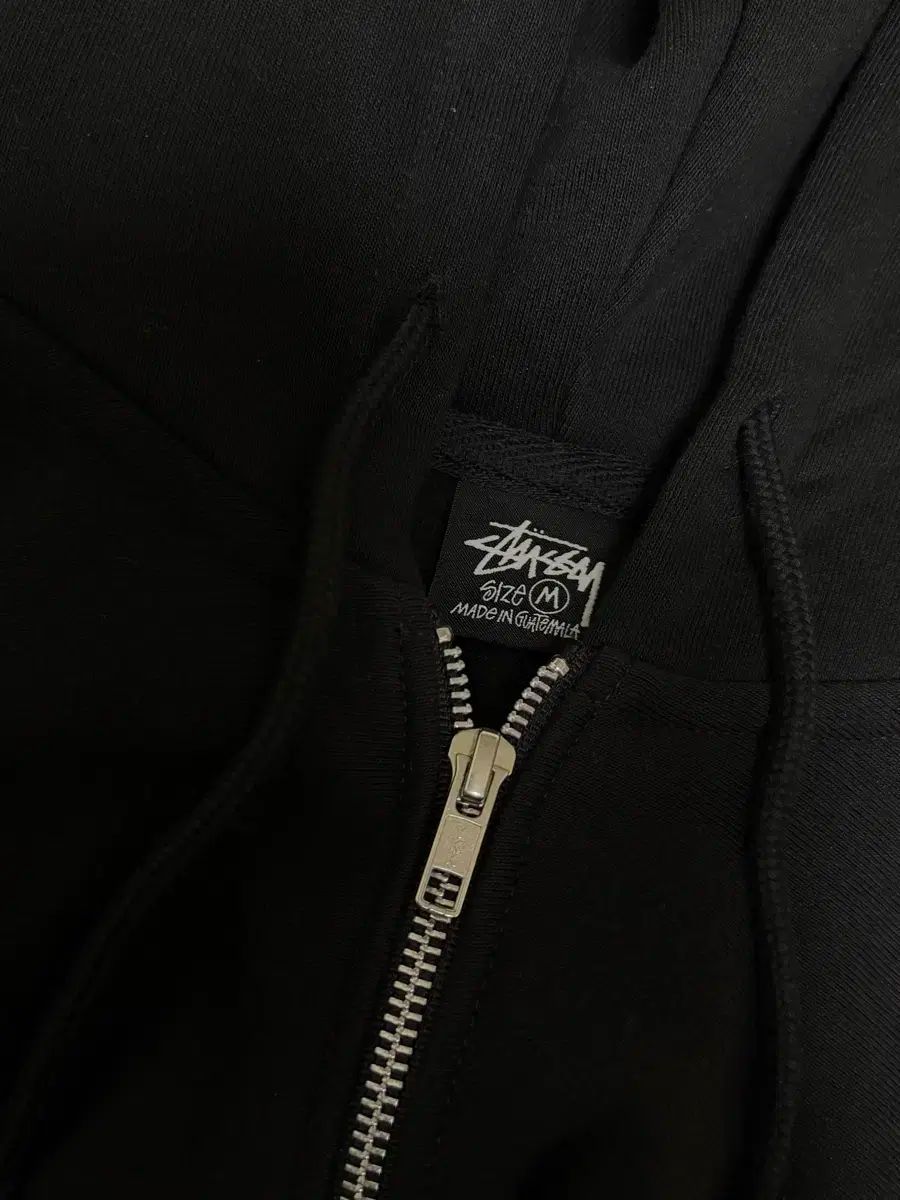 STUSSY
