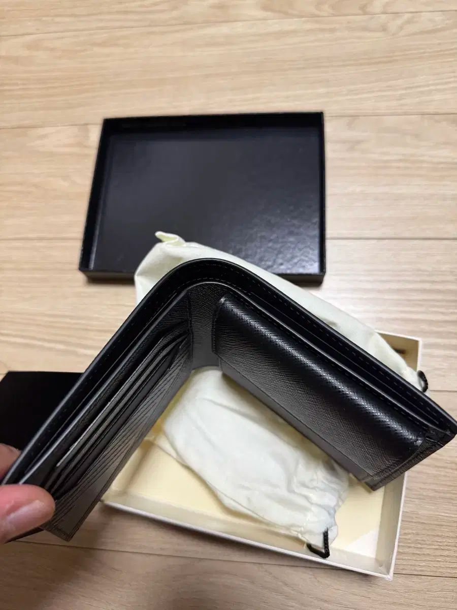 モンブラン 二つ折り財布