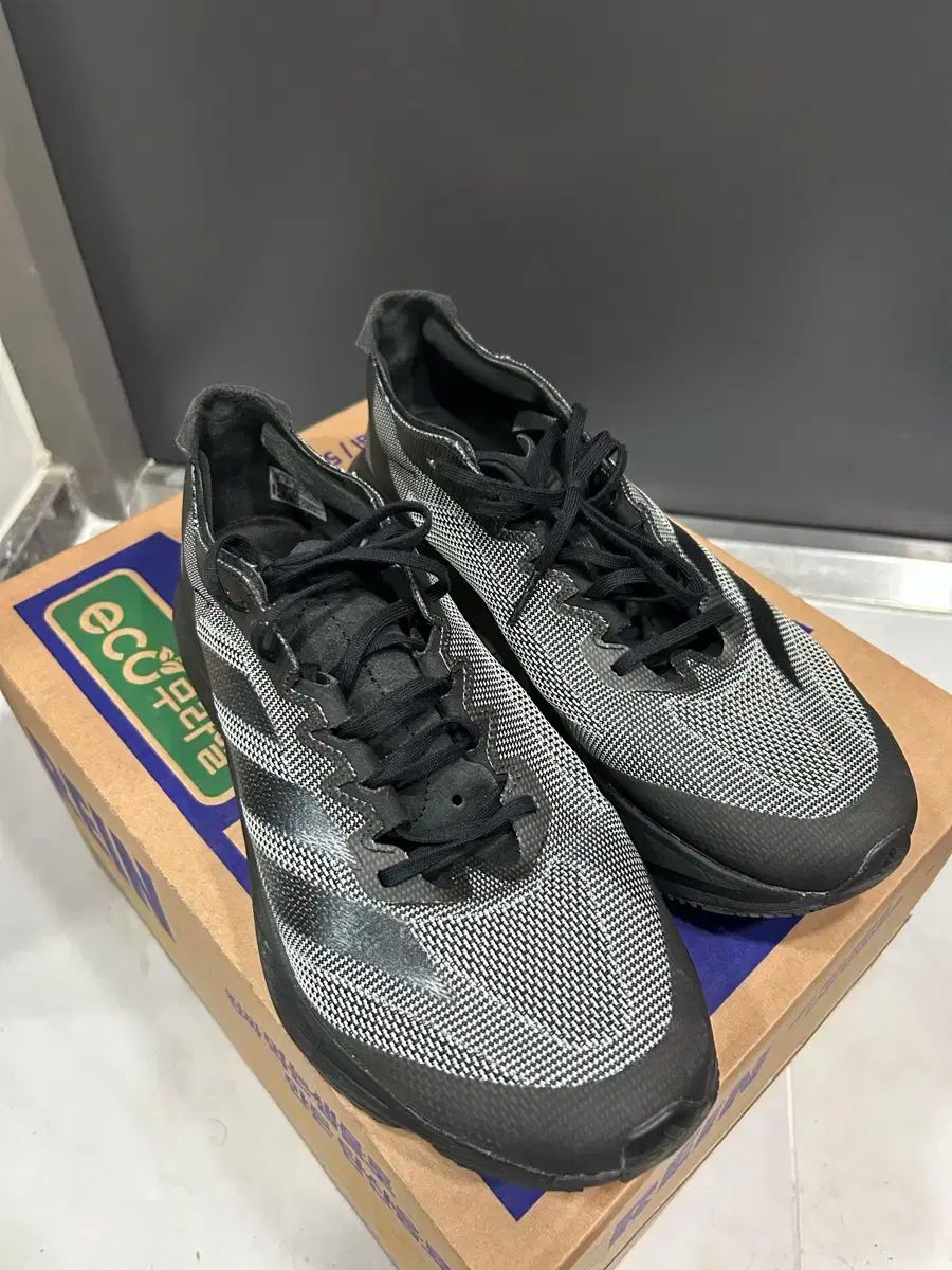 adidas ボストン 12 270サイズ
