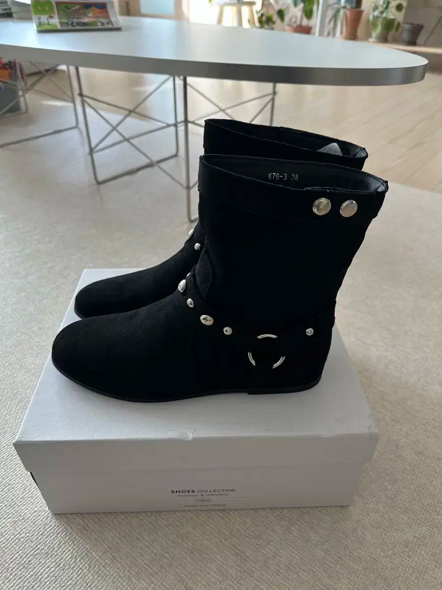 スタッズ スウェード ブーツ ブラック 240