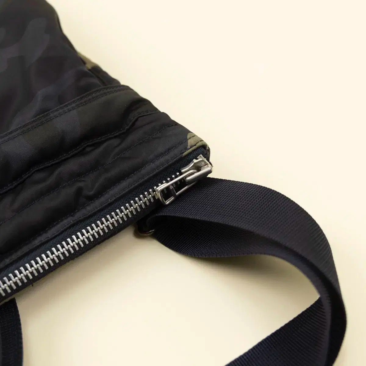 ヘルメットバッグ 取引必須