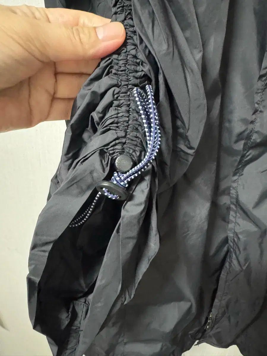 マルニ ブラック