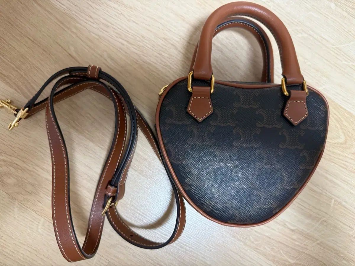 Celine セリーヌ ハートバッグ