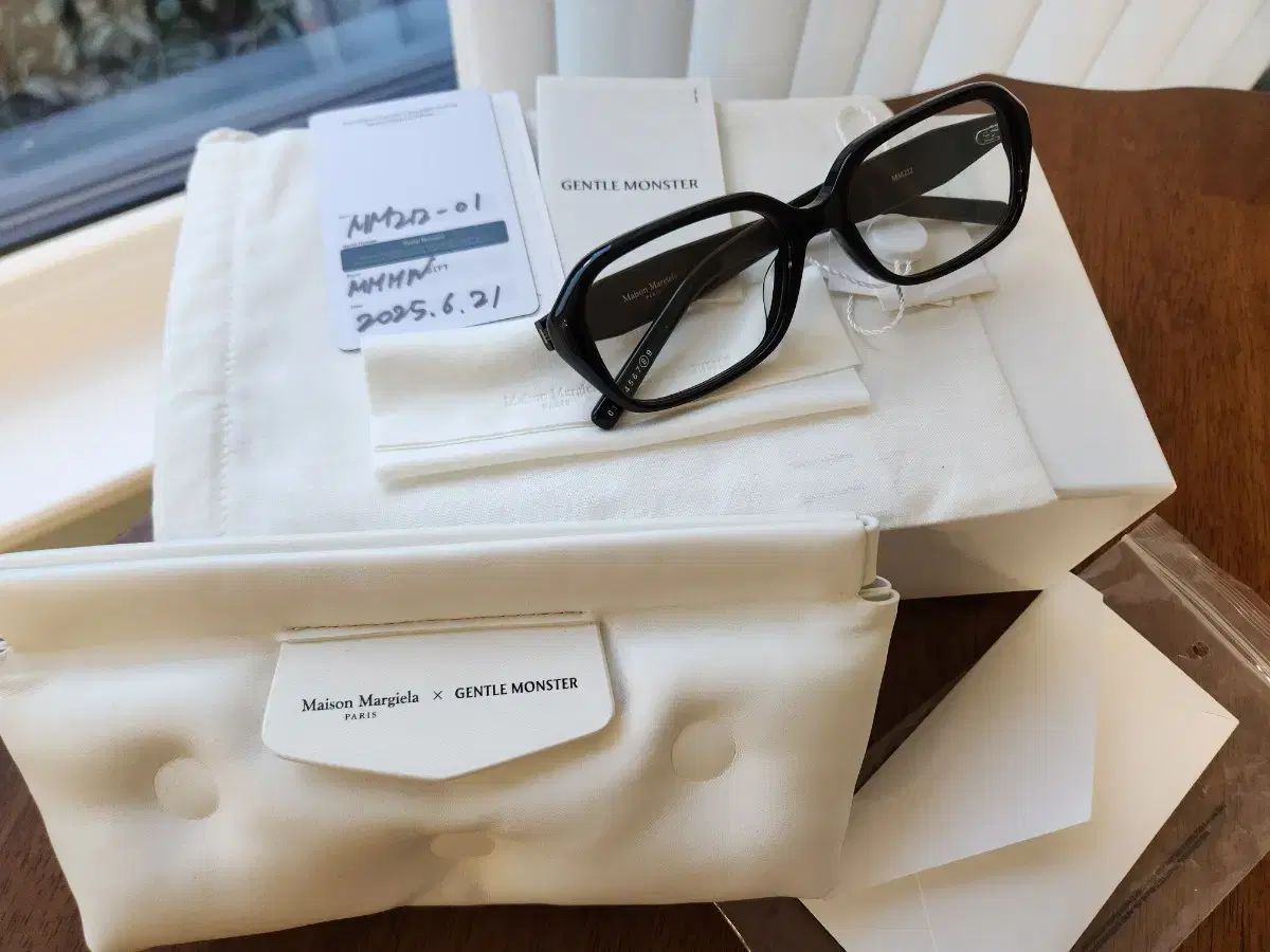 ジェントルモンスター