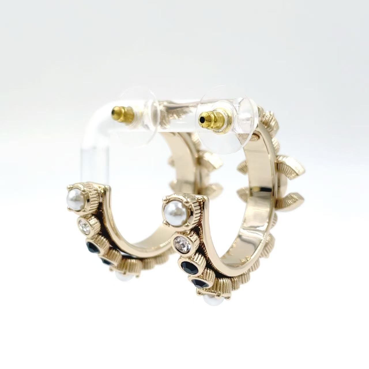 2025 メタル×ラインストーン×フェイクパール