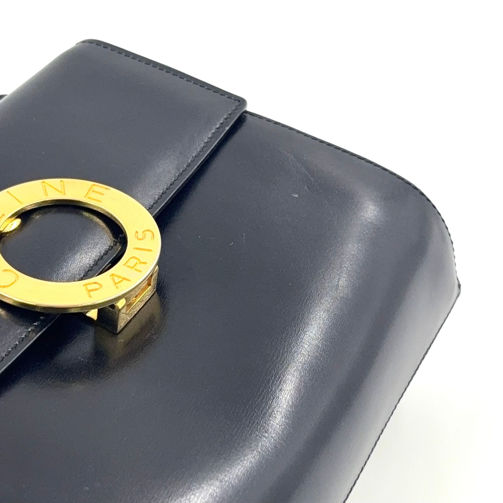 ショルダーバッグ