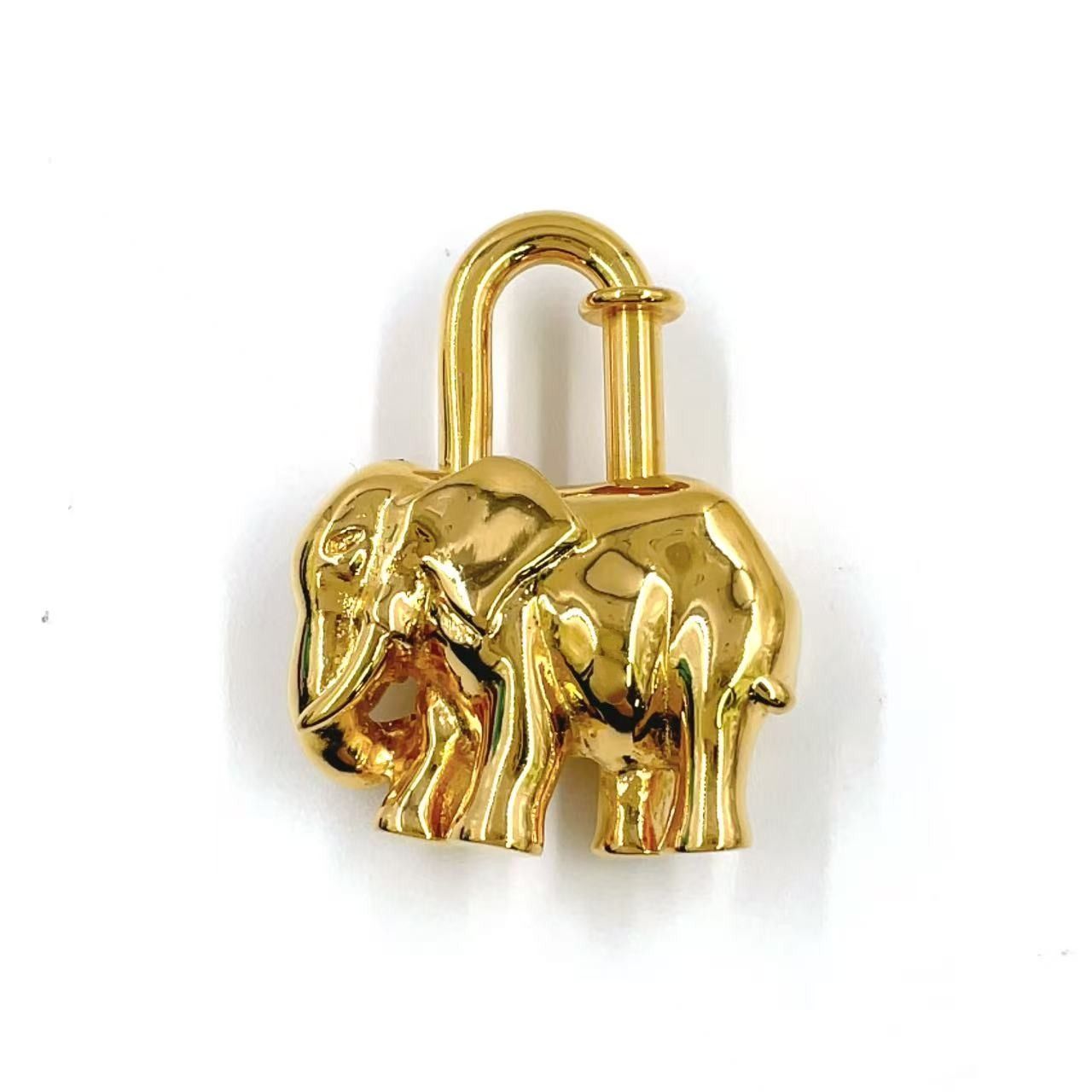 HERMES エレファント 象 カデナ GP ゴールド 財布 小物 その他 ゴールド