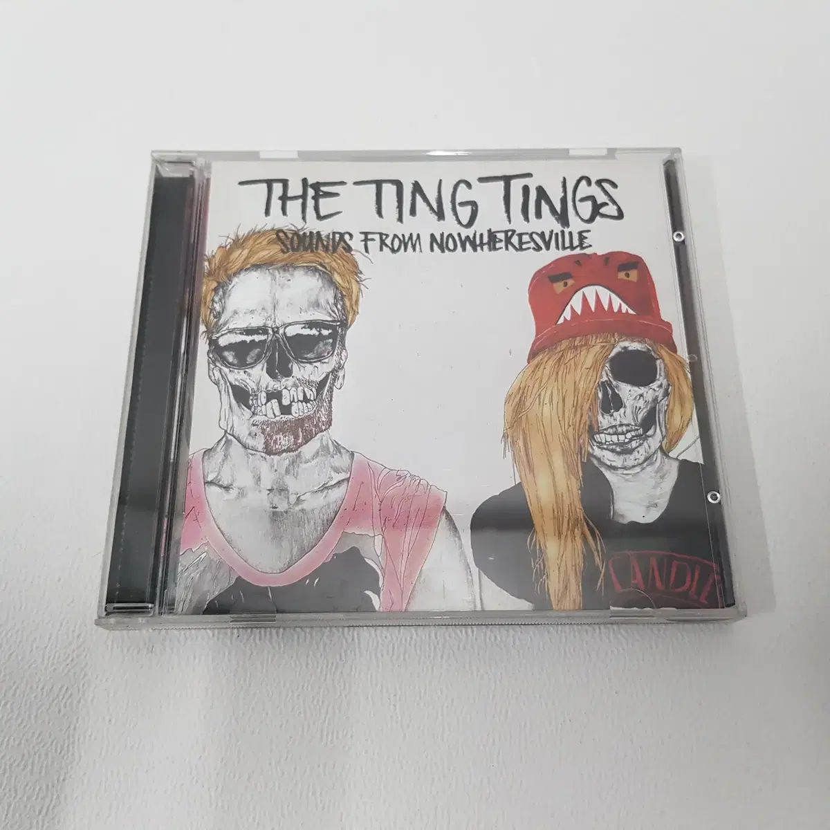 エプソン第12世代Core i7/16GB/SSD256GB/14型フルHD液晶