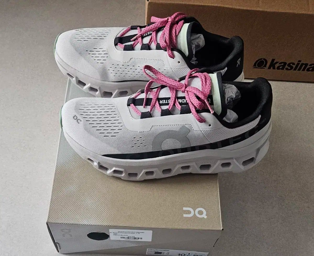 単ランニング クラウドMONSTER スニーカー 白 280mm