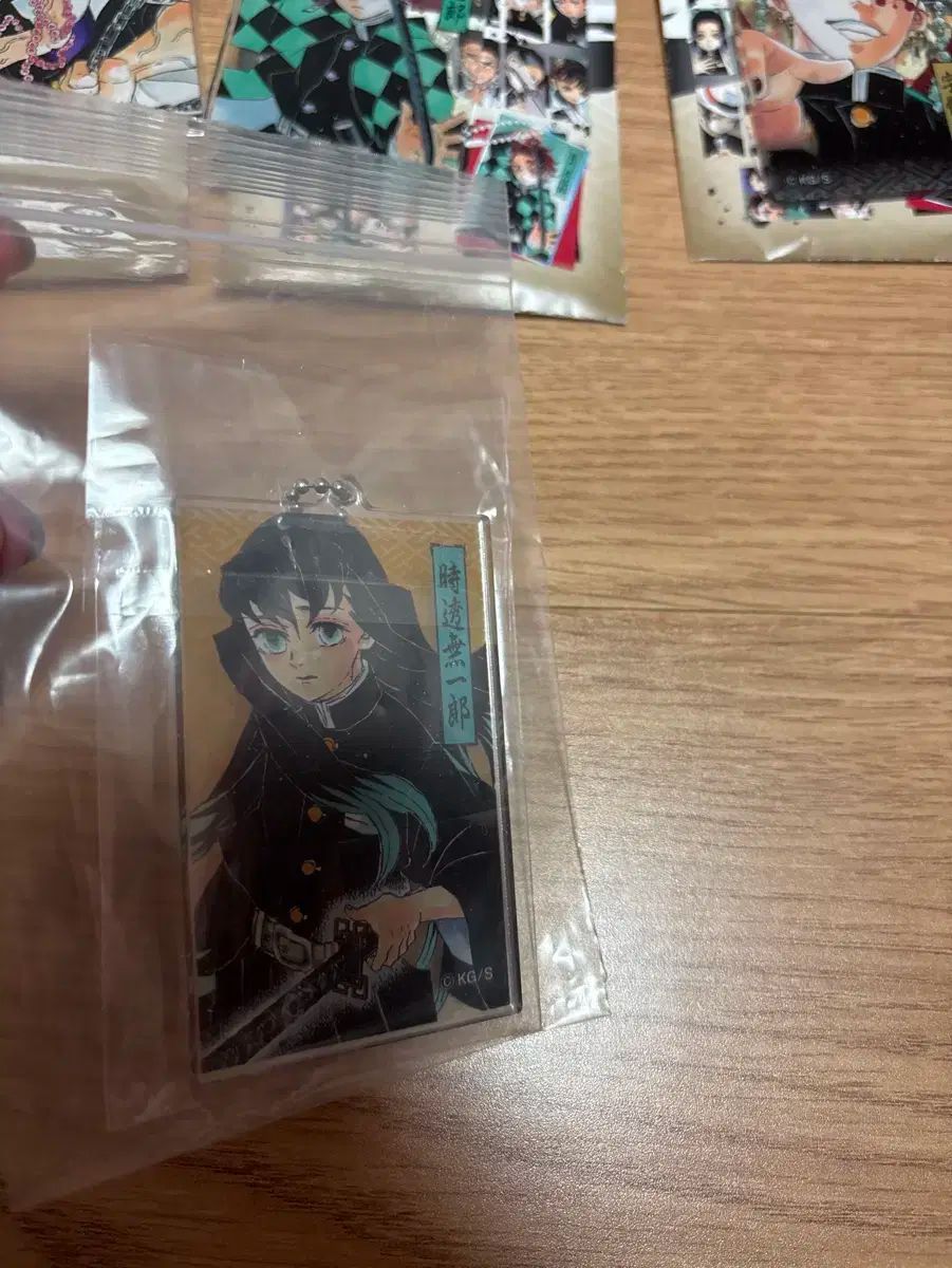  鬼滅の刃 アクリルキーホルダー キーホルダー キーリング 小物