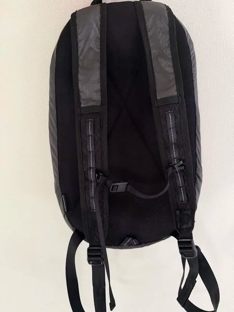 ARC UL フラットバックパック 6 L Grey
